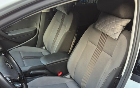 Volkswagen Polo VI (EU Market), 2016 год, 1 400 000 рублей, 17 фотография