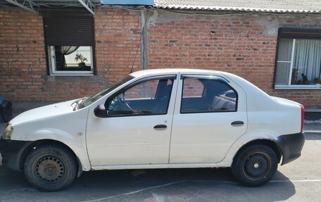 Renault Logan I, 2010 год, 210 000 рублей, 2 фотография