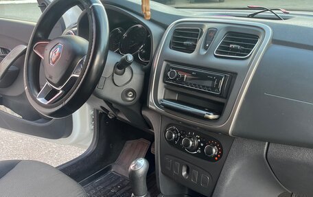 Renault Logan II, 2019 год, 770 000 рублей, 5 фотография