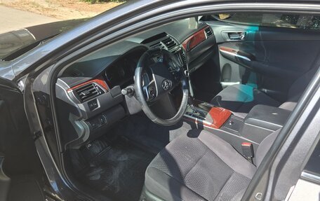 Toyota Camry, 2012 год, 1 570 000 рублей, 6 фотография