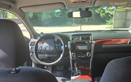 Toyota Camry, 2012 год, 1 570 000 рублей, 10 фотография