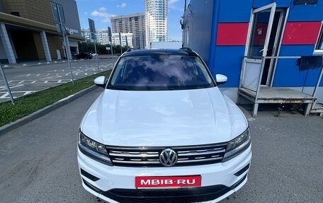 Volkswagen Tiguan II, 2020 год, 2 390 000 рублей, 1 фотография