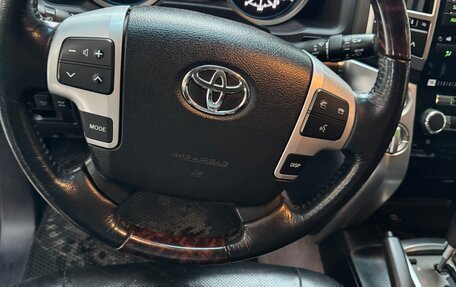 Toyota Land Cruiser 200, 2014 год, 3 450 000 рублей, 28 фотография