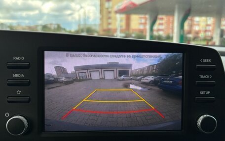 Hyundai Elantra, 2021 год, 1 920 000 рублей, 16 фотография