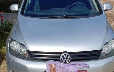 Volkswagen Golf Plus II, 2010 год, 750 000 рублей, 1 фотография