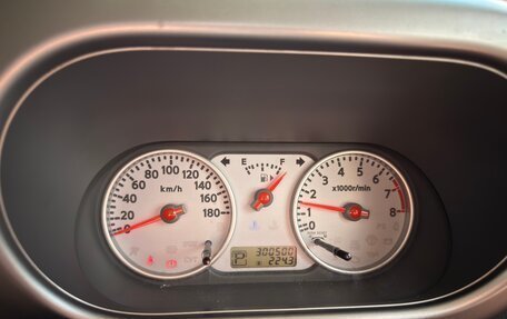 Nissan Cube II, 2006 год, 500 000 рублей, 15 фотография