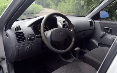Hyundai Accent II, 2004 год, 335 000 рублей, 22 фотография