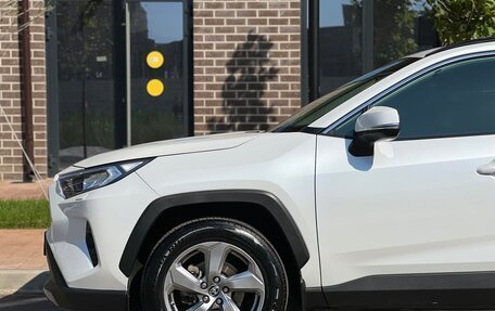 Toyota RAV4, 2020 год, 3 750 000 рублей, 16 фотография