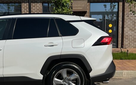 Toyota RAV4, 2020 год, 3 750 000 рублей, 17 фотография