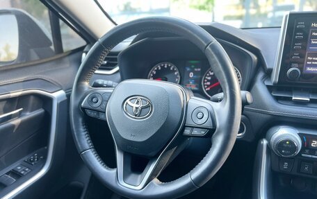 Toyota RAV4, 2020 год, 3 750 000 рублей, 25 фотография