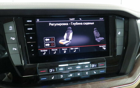 Volkswagen Touareg III, 2019 год, 3 910 000 рублей, 15 фотография