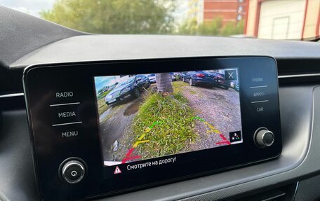 Skoda Rapid II, 2021 год, 1 550 000 рублей, 17 фотография