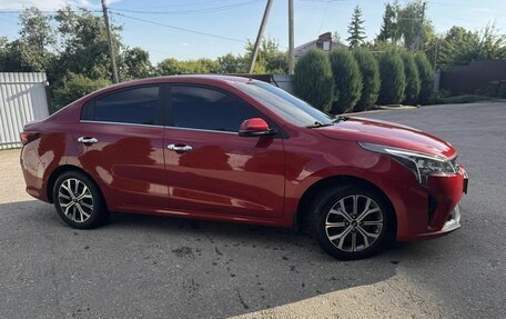KIA Rio IV, 2021 год, 1 820 000 рублей, 6 фотография
