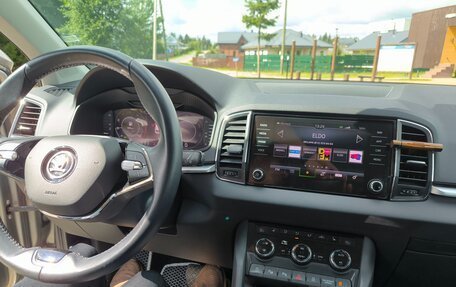 Skoda Karoq I, 2020 год, 2 390 000 рублей, 12 фотография