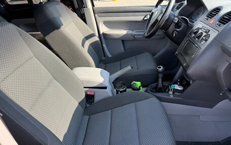 Volkswagen Caddy III рестайлинг, 2006 год, 490 000 рублей, 6 фотография