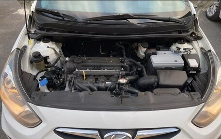 Hyundai Solaris II рестайлинг, 2014 год, 610 000 рублей, 10 фотография