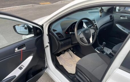 Hyundai Solaris II рестайлинг, 2014 год, 610 000 рублей, 9 фотография