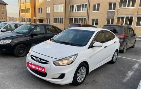 Hyundai Solaris II рестайлинг, 2014 год, 610 000 рублей, 4 фотография
