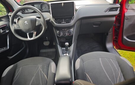 Peugeot 208 II, 2013 год, 650 000 рублей, 8 фотография