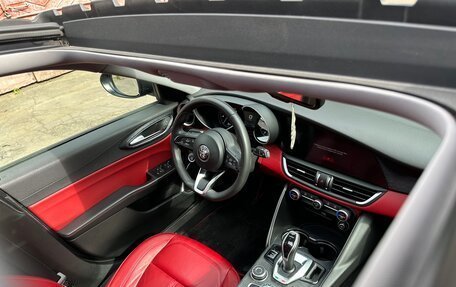 Alfa Romeo Giulia II, 2020 год, 3 100 000 рублей, 16 фотография