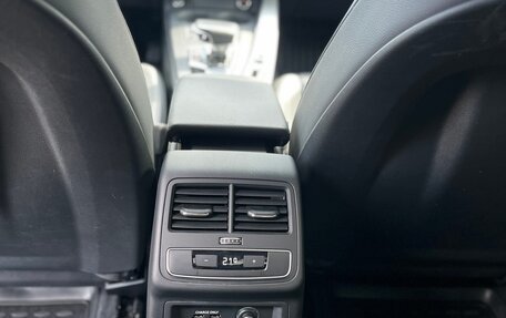 Audi A4, 2019 год, 2 080 000 рублей, 25 фотография