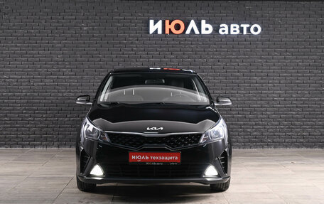 KIA Rio IV, 2021 год, 1 900 000 рублей, 2 фотография