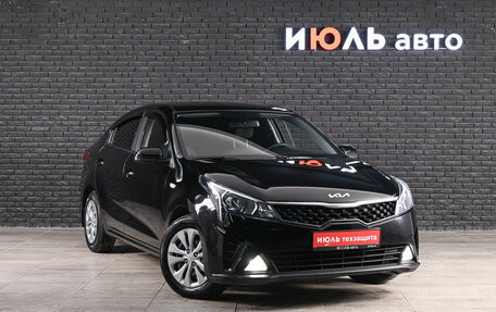KIA Rio IV, 2021 год, 1 900 000 рублей, 3 фотография