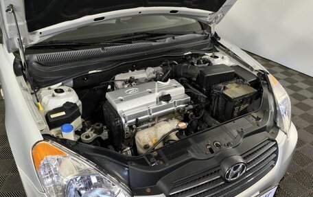 Hyundai Verna II, 2008 год, 379 000 рублей, 15 фотография