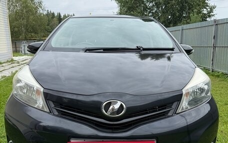 Toyota Vitz, 2013 год, 850 000 рублей, 1 фотография