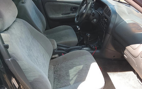 Mitsubishi Mirage VI рестайлинг, 1999 год, 130 000 рублей, 4 фотография