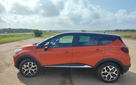 Renault Kaptur I рестайлинг, 2018 год, 1 629 000 рублей, 2 фотография