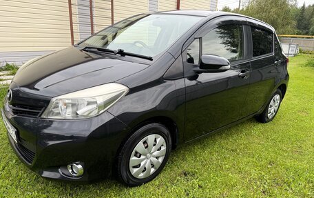 Toyota Vitz, 2013 год, 850 000 рублей, 9 фотография