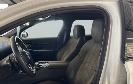 BMW 5 серия, 2025 год, 7 998 750 рублей, 10 фотография