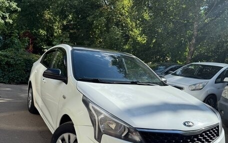 KIA Rio IV, 2021 год, 1 050 000 рублей, 2 фотография