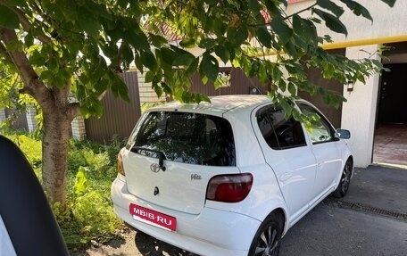 Toyota Vitz, 2000 год, 300 000 рублей, 7 фотография