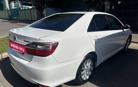 Toyota Camry, 2015 год, 2 000 000 рублей, 4 фотография