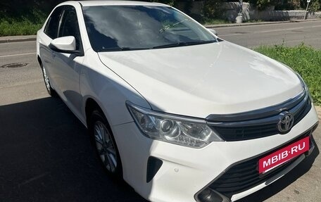 Toyota Camry, 2015 год, 2 000 000 рублей, 3 фотография
