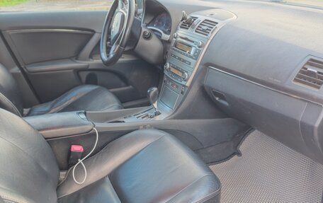 Toyota Avensis III рестайлинг, 2011 год, 970 000 рублей, 10 фотография