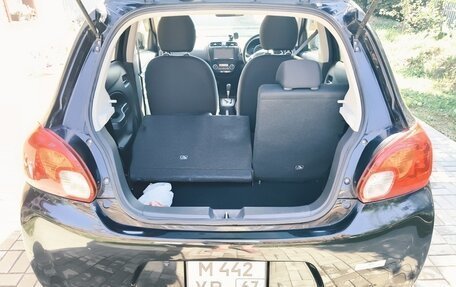 Mitsubishi Mirage VI рестайлинг, 2013 год, 700 000 рублей, 16 фотография