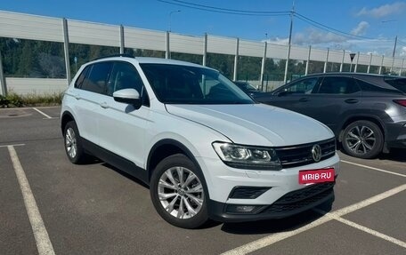 Volkswagen Tiguan II, 2019 год, 1 750 000 рублей, 2 фотография