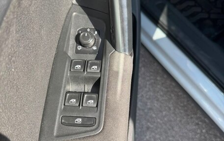 Volkswagen Tiguan II, 2019 год, 1 750 000 рублей, 10 фотография