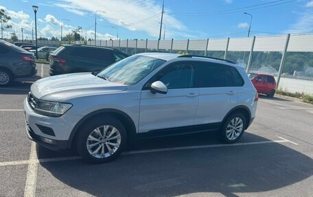 Volkswagen Tiguan II, 2019 год, 1 750 000 рублей, 4 фотография