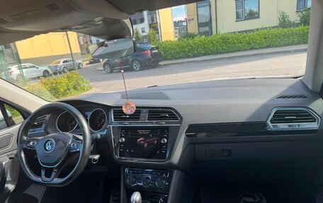 Volkswagen Tiguan II, 2019 год, 1 750 000 рублей, 8 фотография