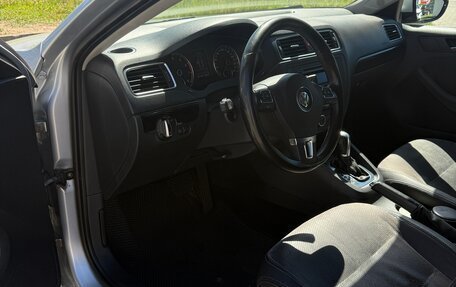 Volkswagen Jetta VI, 2013 год, 1 100 000 рублей, 8 фотография