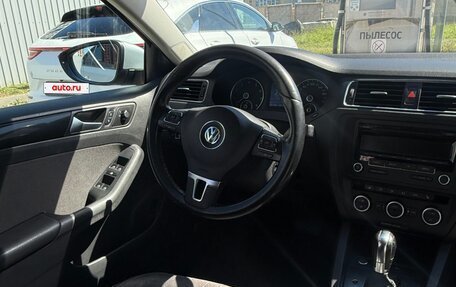 Volkswagen Jetta VI, 2013 год, 1 100 000 рублей, 9 фотография