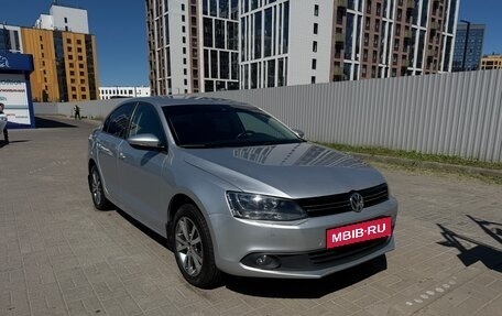 Volkswagen Jetta VI, 2013 год, 1 100 000 рублей, 6 фотография