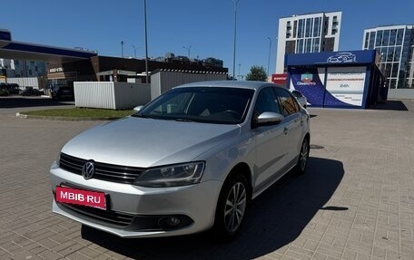 Volkswagen Jetta VI, 2013 год, 1 100 000 рублей, 18 фотография
