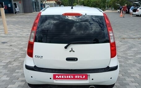 Mitsubishi Colt VI рестайлинг, 2005 год, 310 000 рублей, 3 фотография