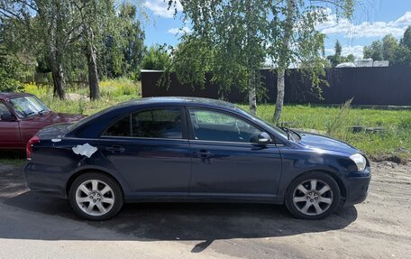 Toyota Avensis III рестайлинг, 2006 год, 580 000 рублей, 2 фотография