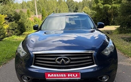 Infiniti QX70, 2014 год, 2 350 000 рублей, 1 фотография